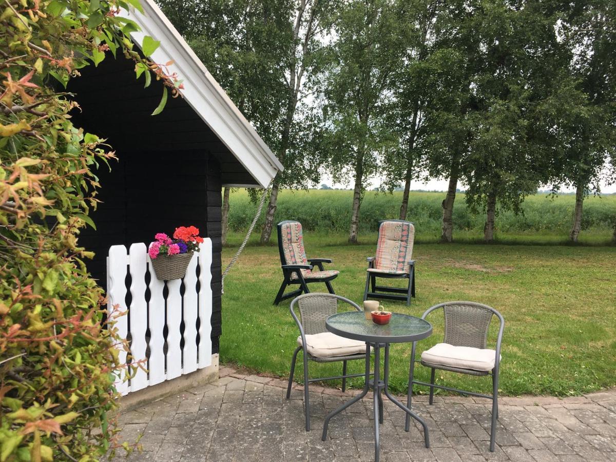 Stunning Romantic Cabin Close To Baltic See Idestrup Zewnętrze zdjęcie